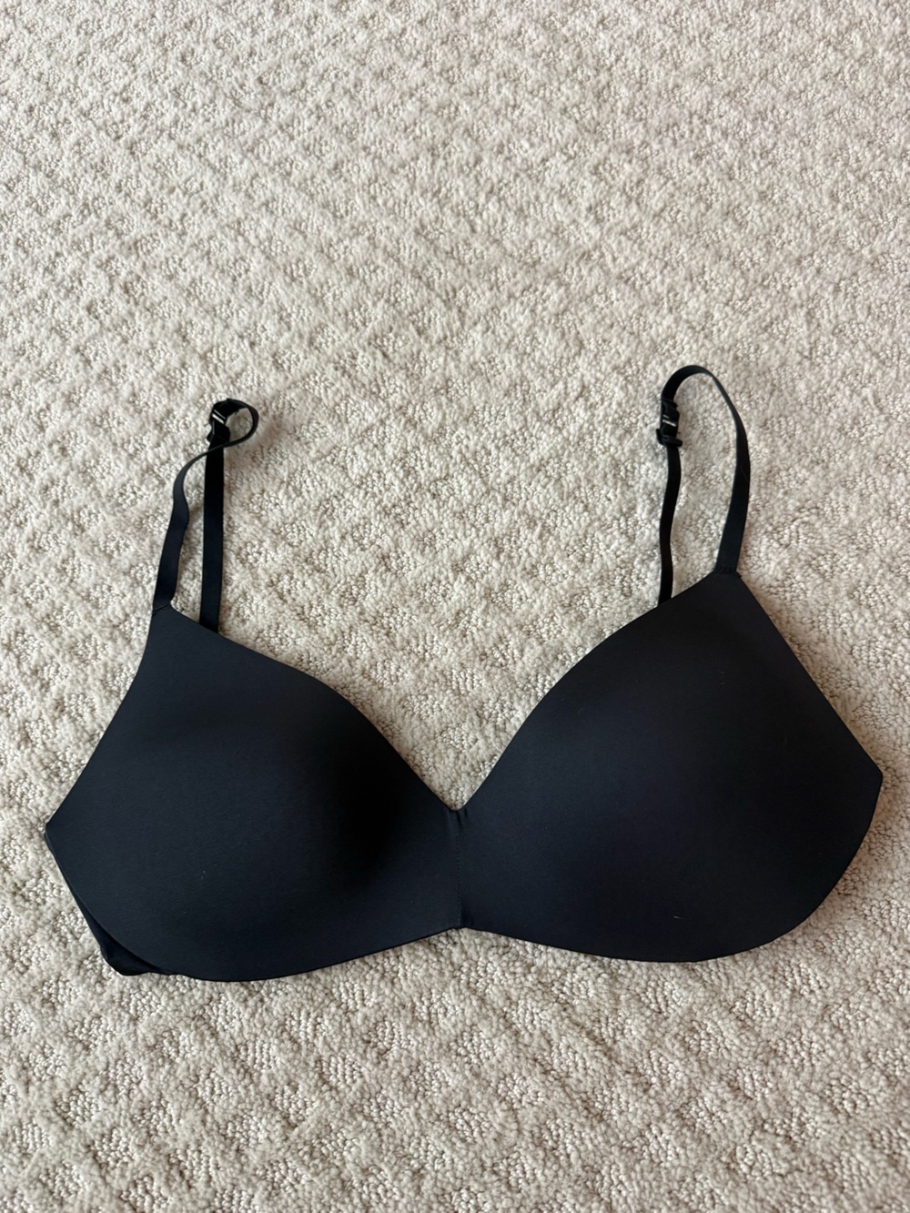 Skims Wireless Form T-Shirt Demi Bra Black 34D